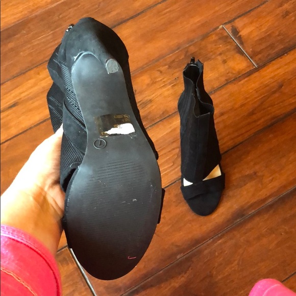 Rare designer black suede stretch stiletto booties - Picture 5 of 6